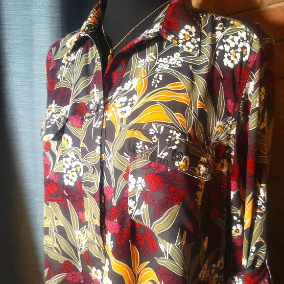 LOFT Tops - LOFT Floral Blouse Long Roll Tab Sleeves Button Down Blouse - Size L